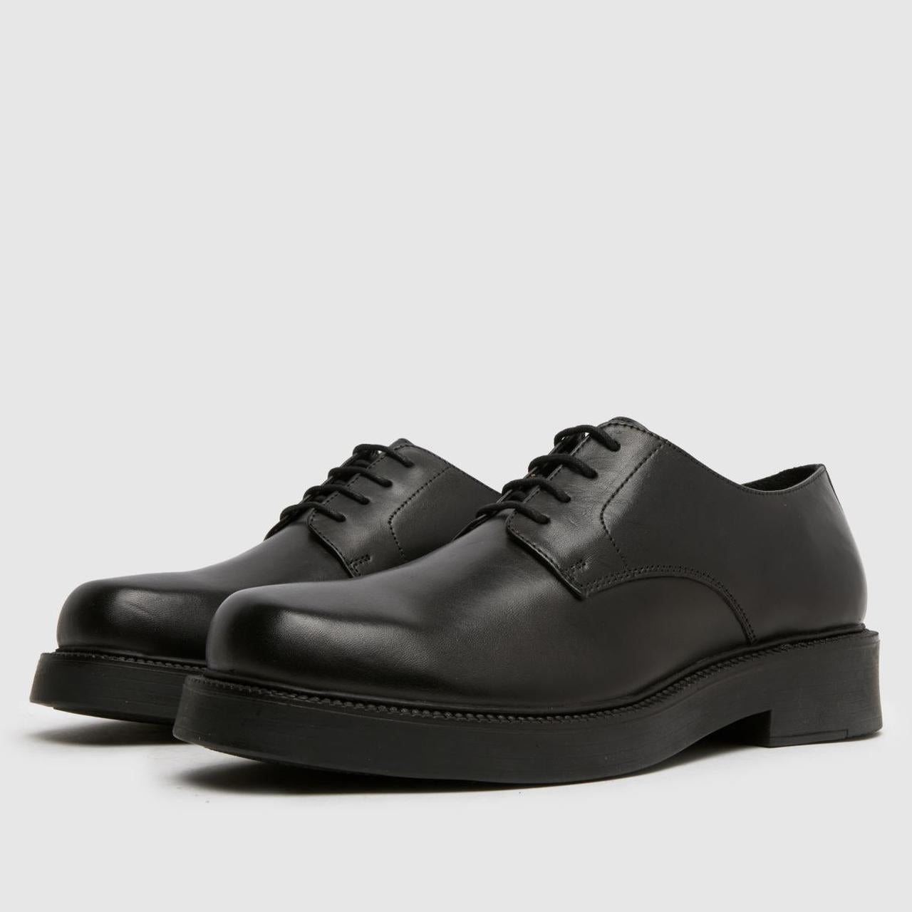 Micah Leather Lace Up in Black