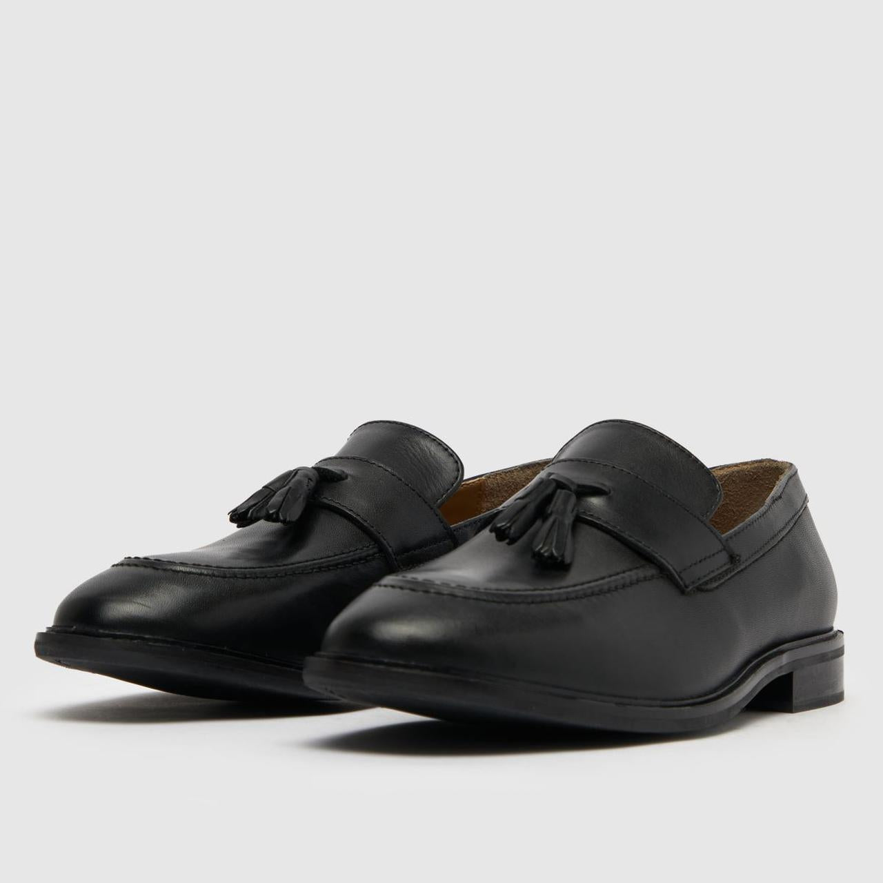 Raheem Tassel Loafer in Black
