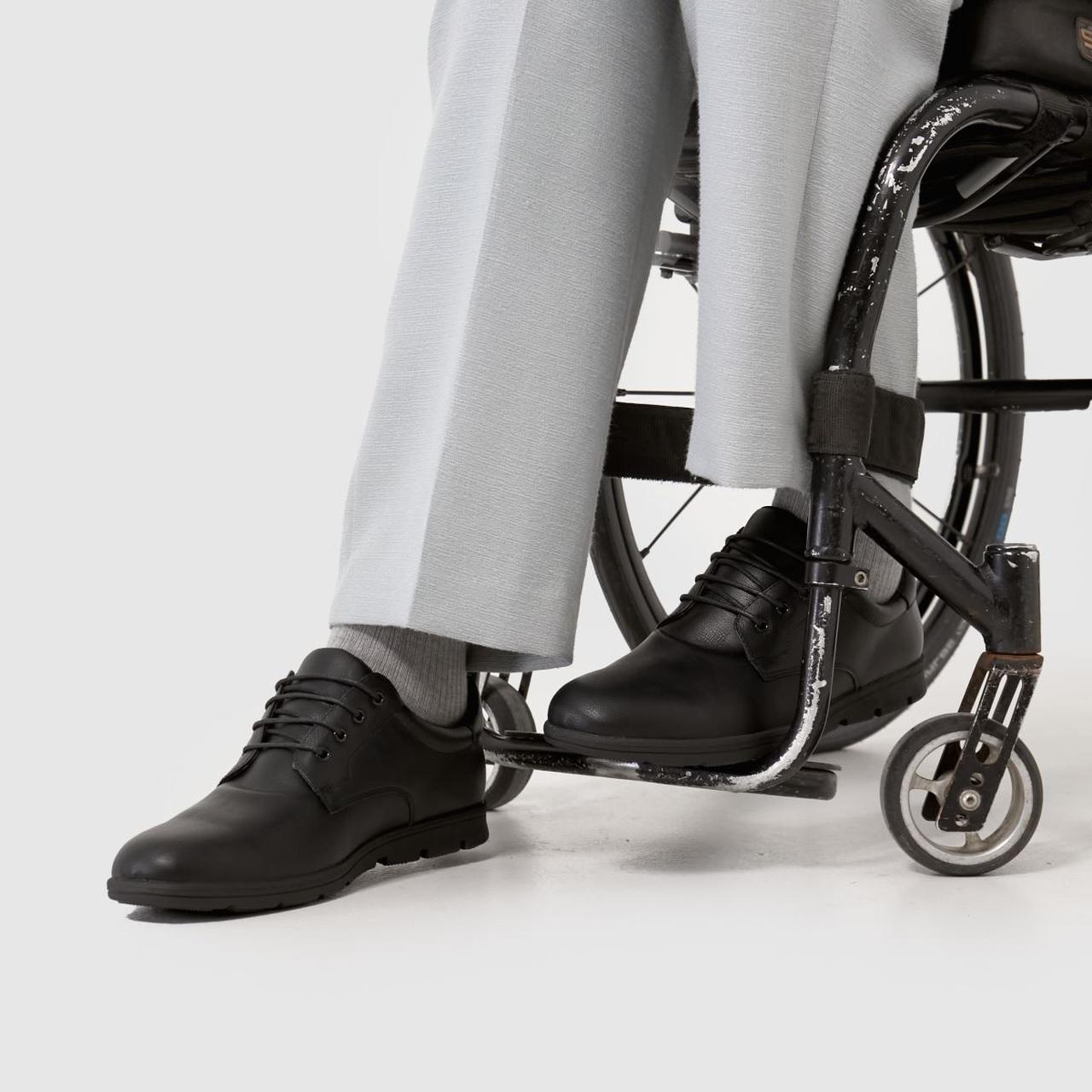 Rami Derby in Black