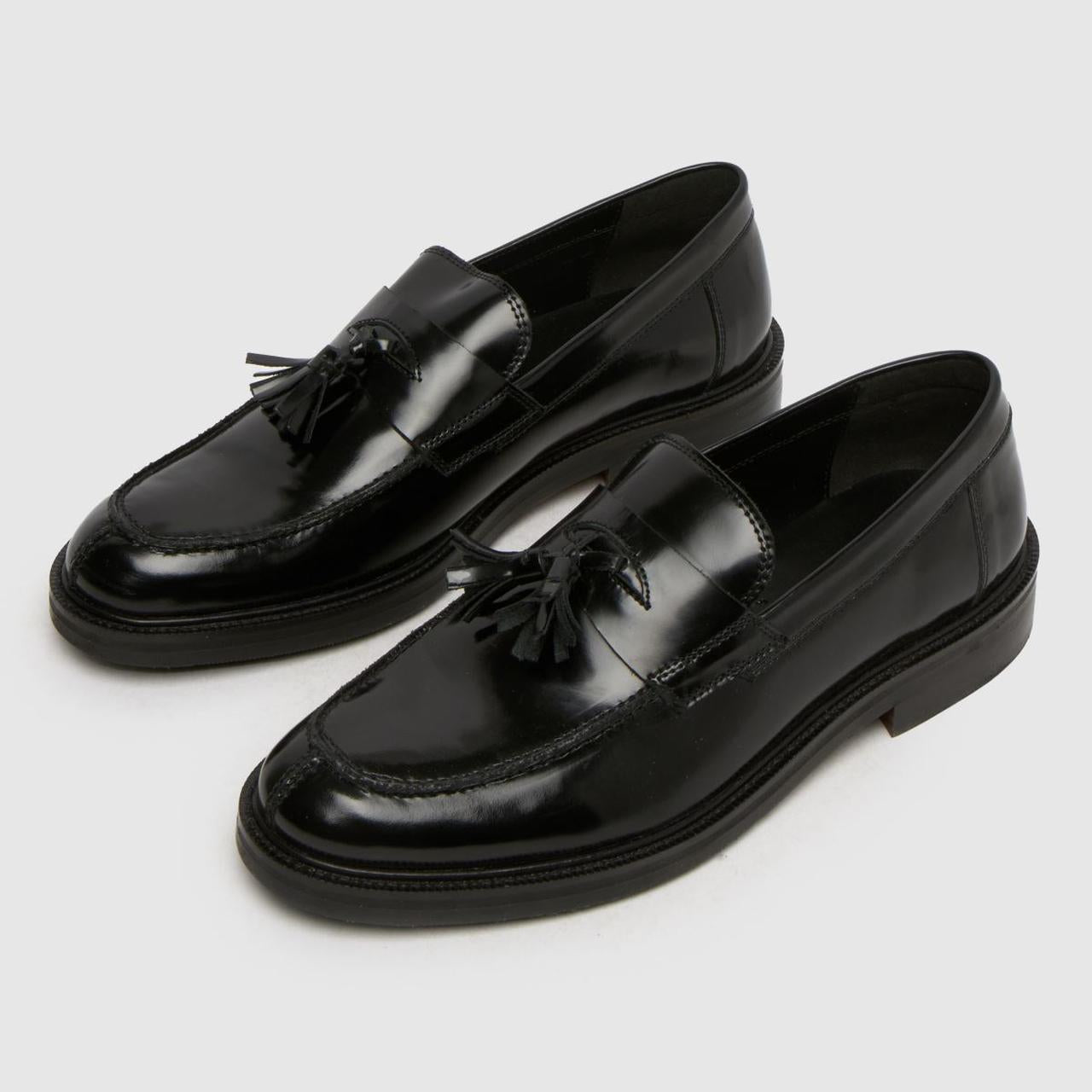 Rise Leather Tassel Loafer in Black