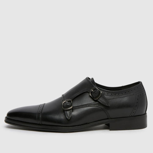 Ronaldo Monk in Black