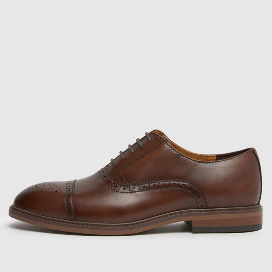Raven Brogue in Brown